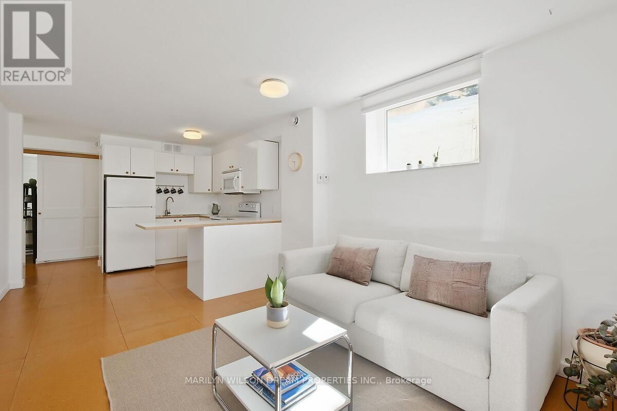 67 PINHEY STREET Image 43