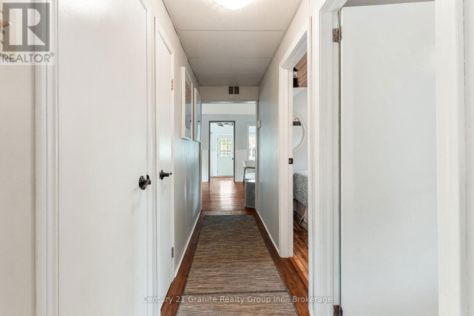 13 BIRCHLEAF DRIVE Image 21