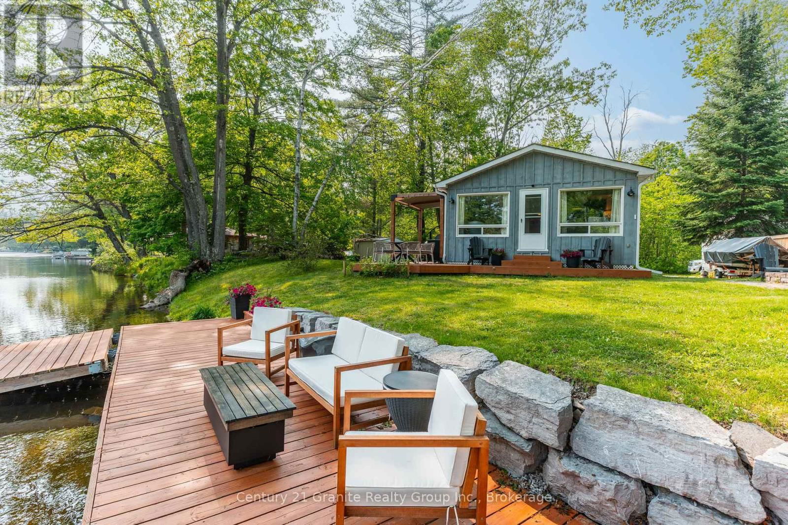 13 BIRCHLEAF DRIVE Image 37