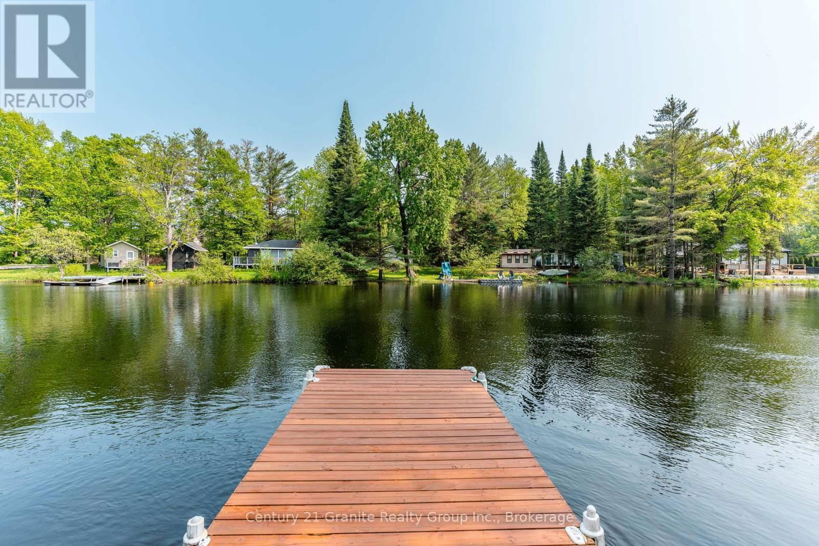 13 BIRCHLEAF DRIVE Image 39