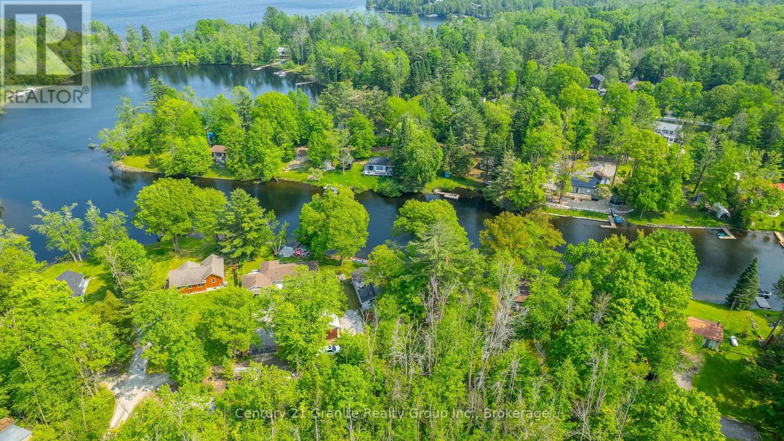 13 BIRCHLEAF DRIVE Image 46