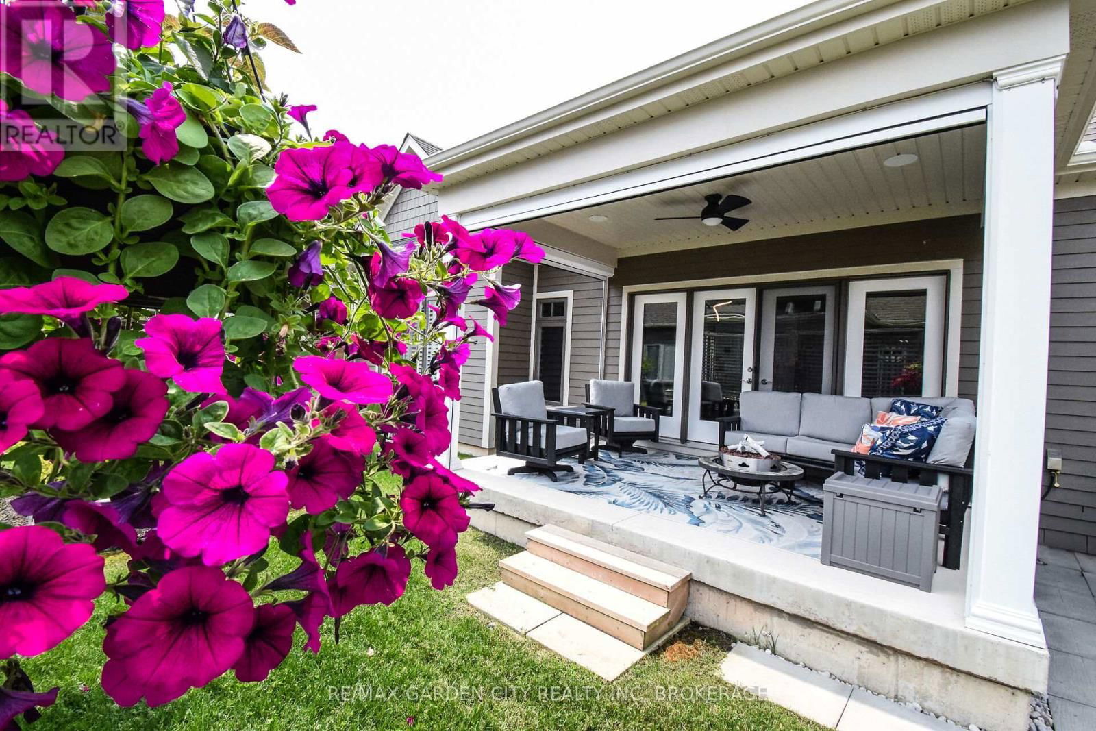 2 SASSAFRAS ROW Image 32