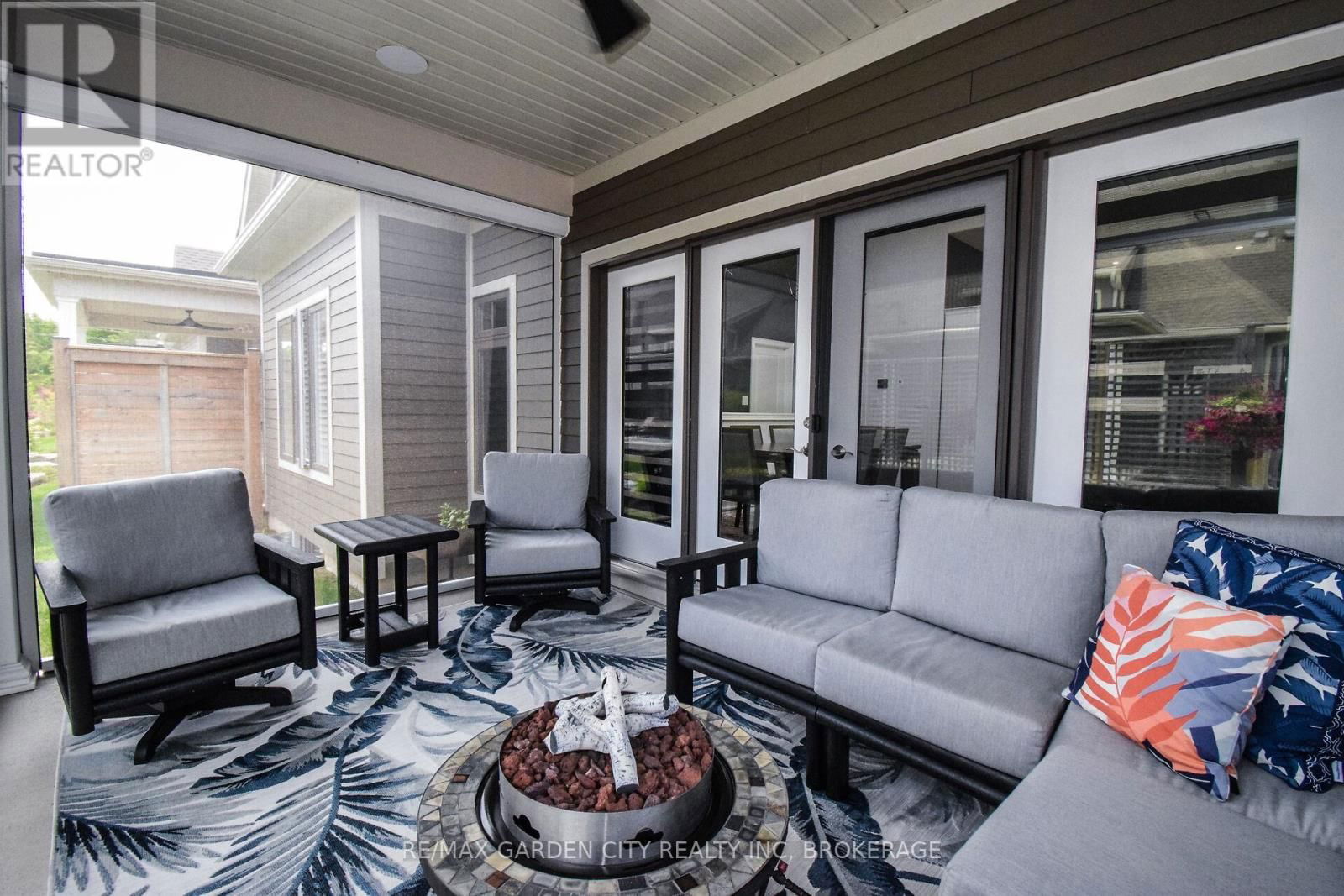 2 SASSAFRAS ROW Image 35