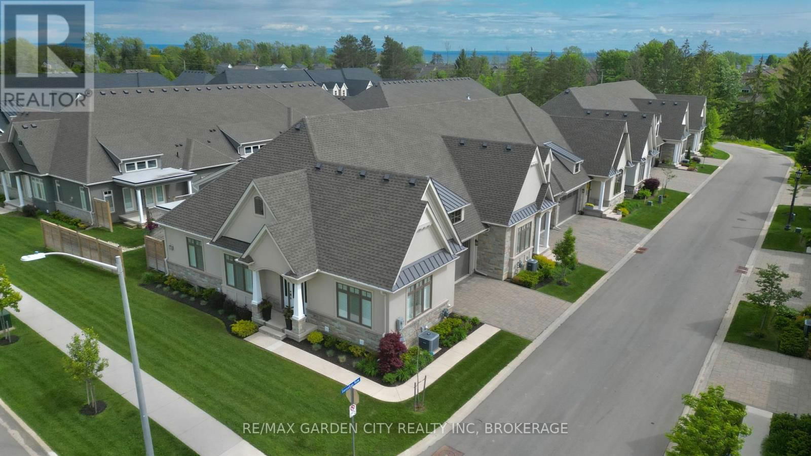 2 SASSAFRAS ROW Image 43