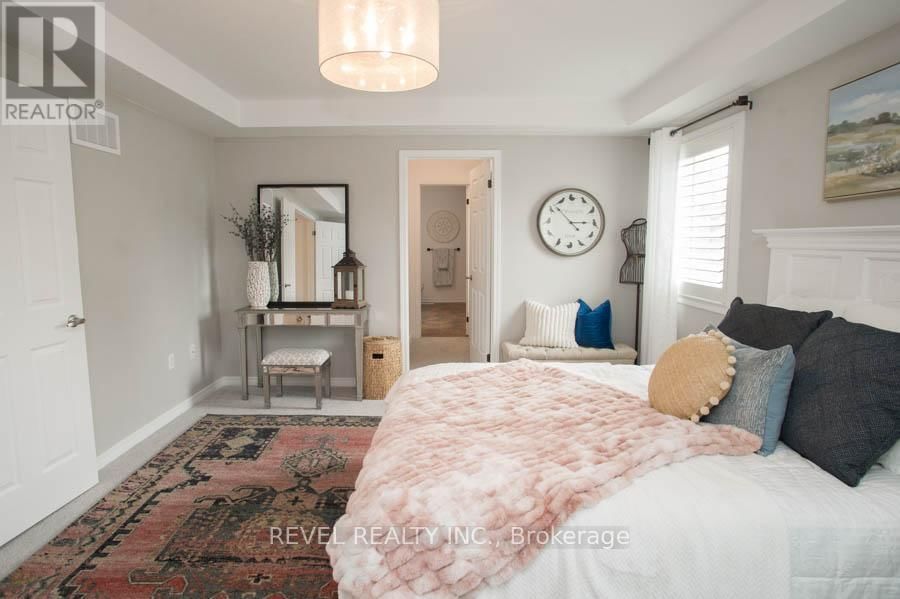 9 WALDIE CRESCENT Image 21