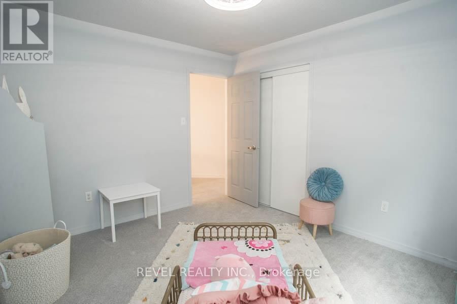 9 WALDIE CRESCENT Image 28