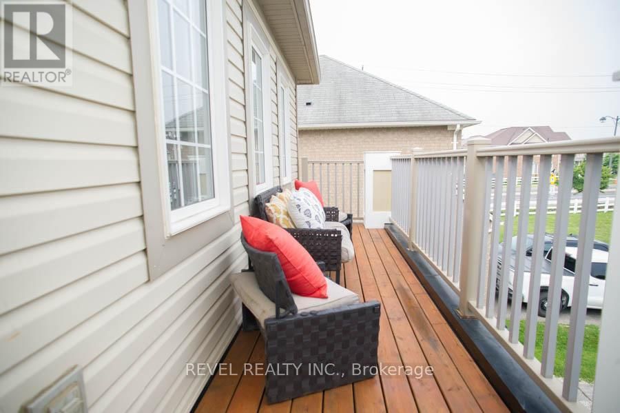 9 WALDIE CRESCENT Image 33