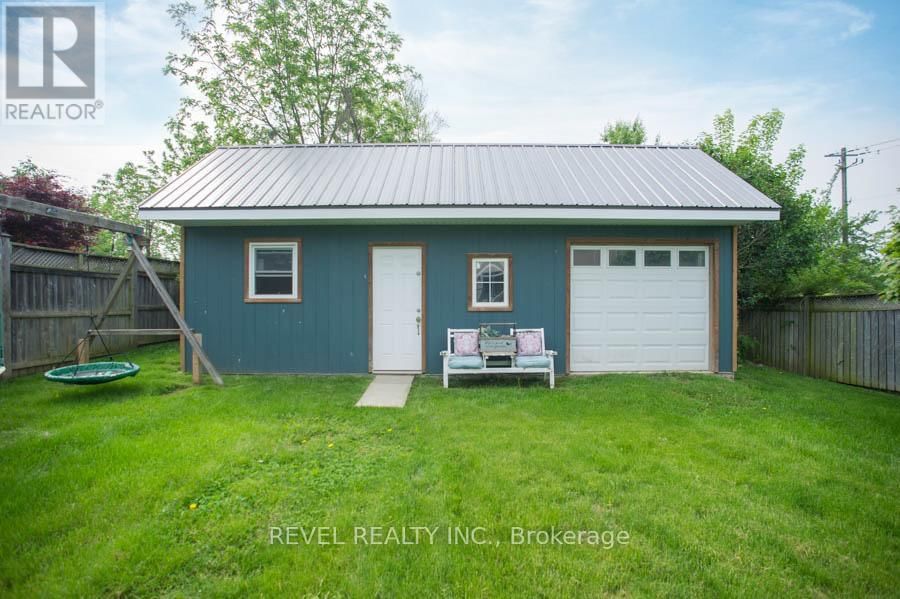 9 WALDIE CRESCENT Image 38