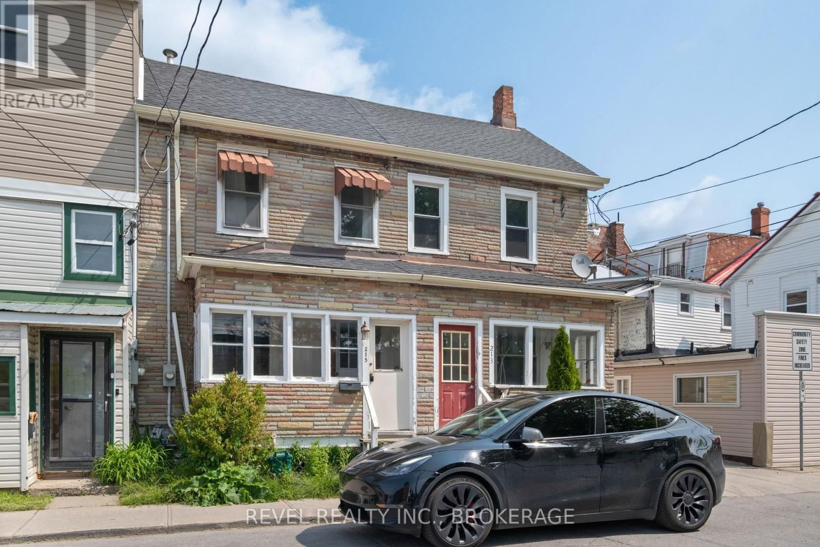 215 EARL STREET Image 2