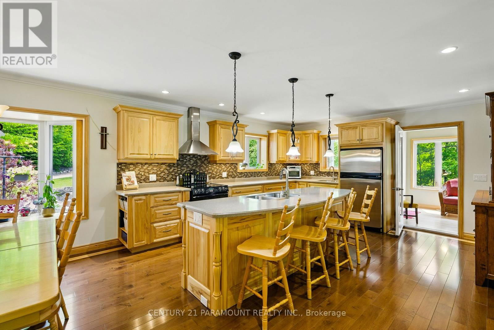 276 JEFFREY ROAD NORTH Image 12