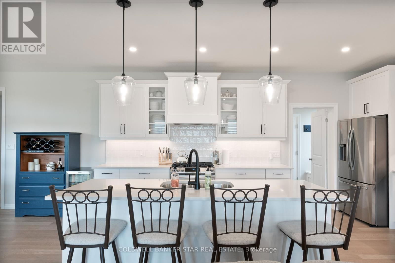 136 GRAYDON DRIVE Image 11
