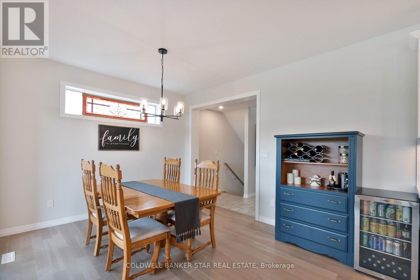 136 GRAYDON DRIVE Image 23
