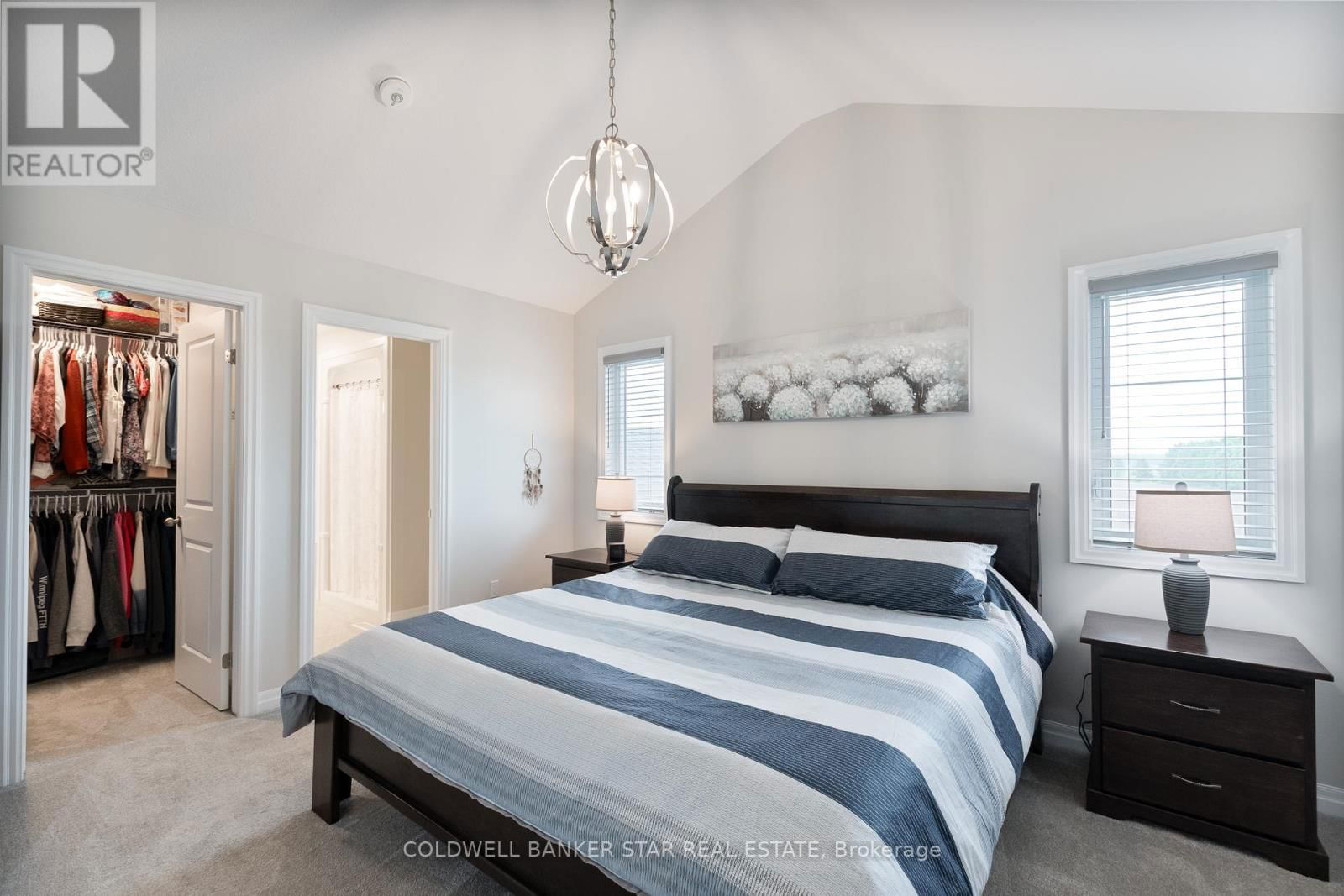 136 GRAYDON DRIVE Image 29