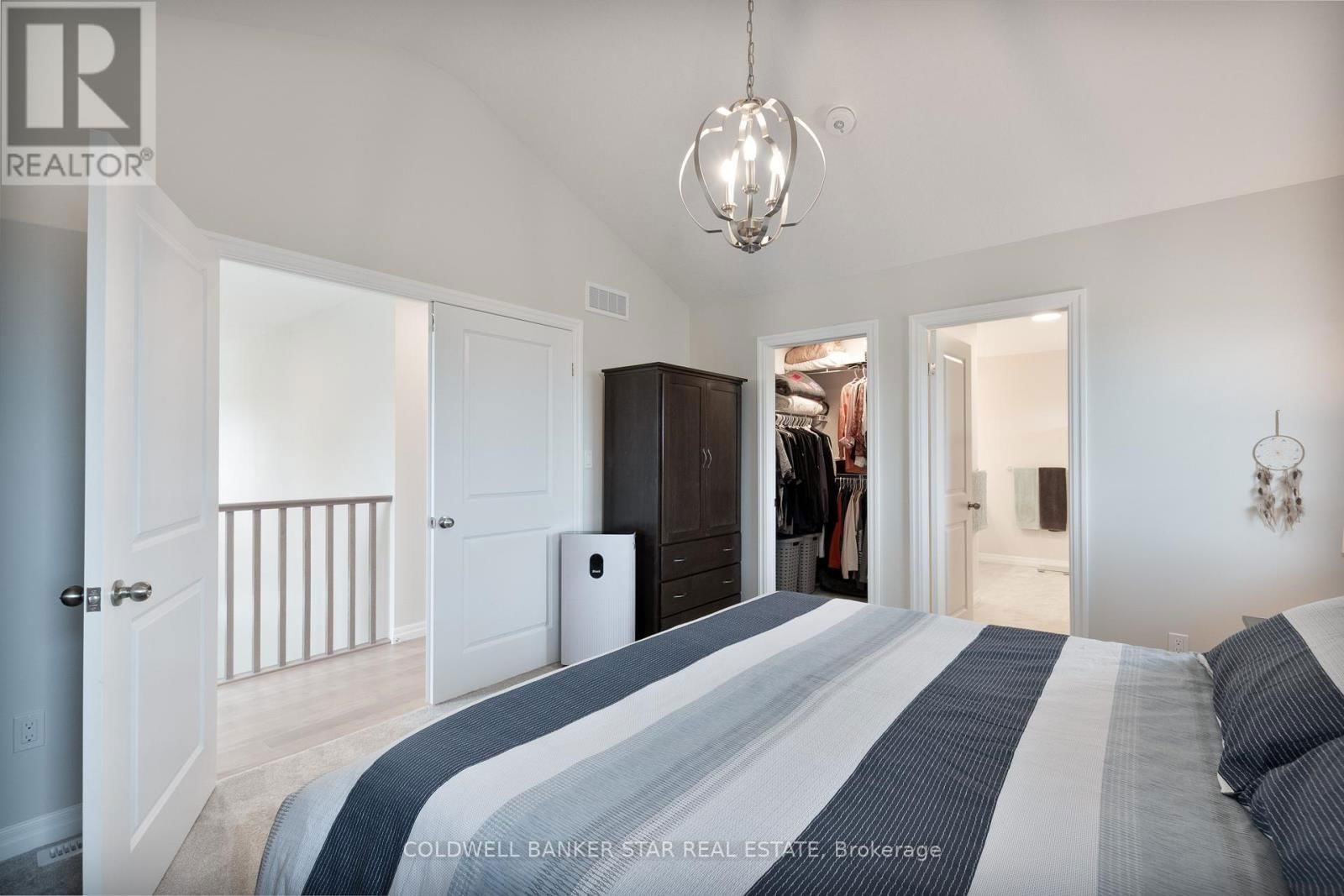 136 GRAYDON DRIVE Image 30
