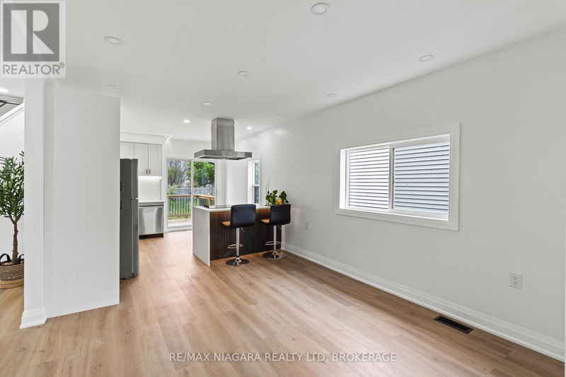 Tertiary Property View