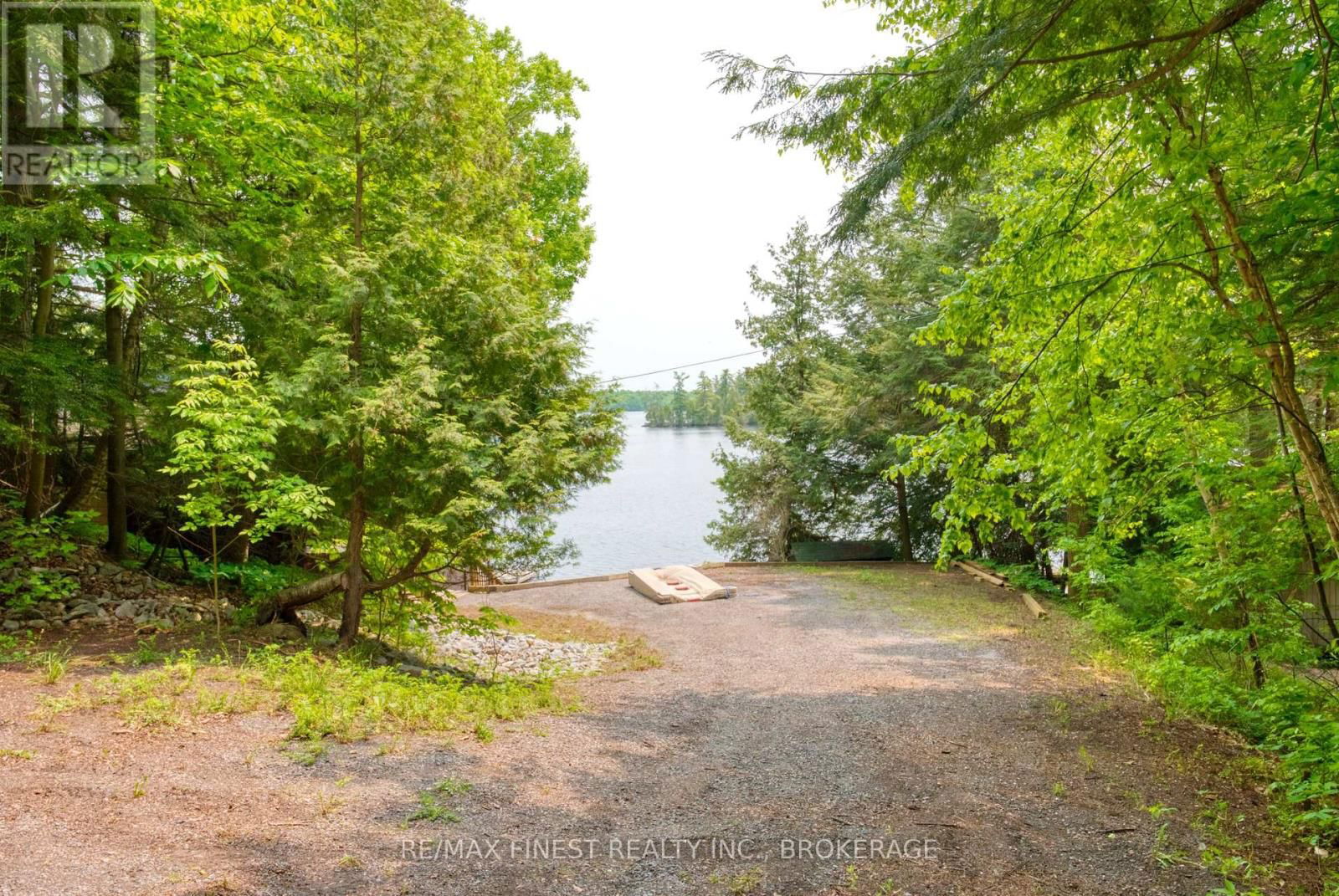 1140B POINT LANE Image 26