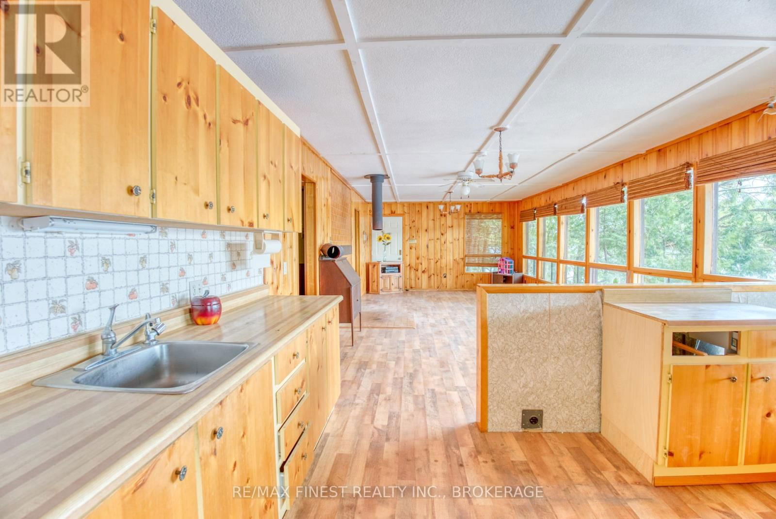 1140B POINT LANE Image 6