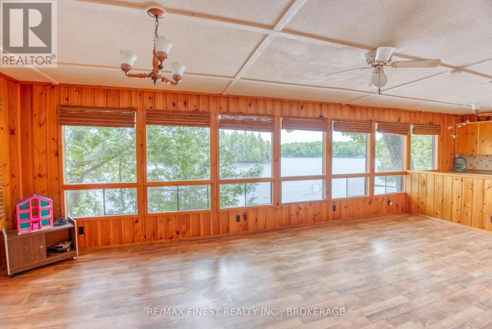 1140B POINT LANE Image 9