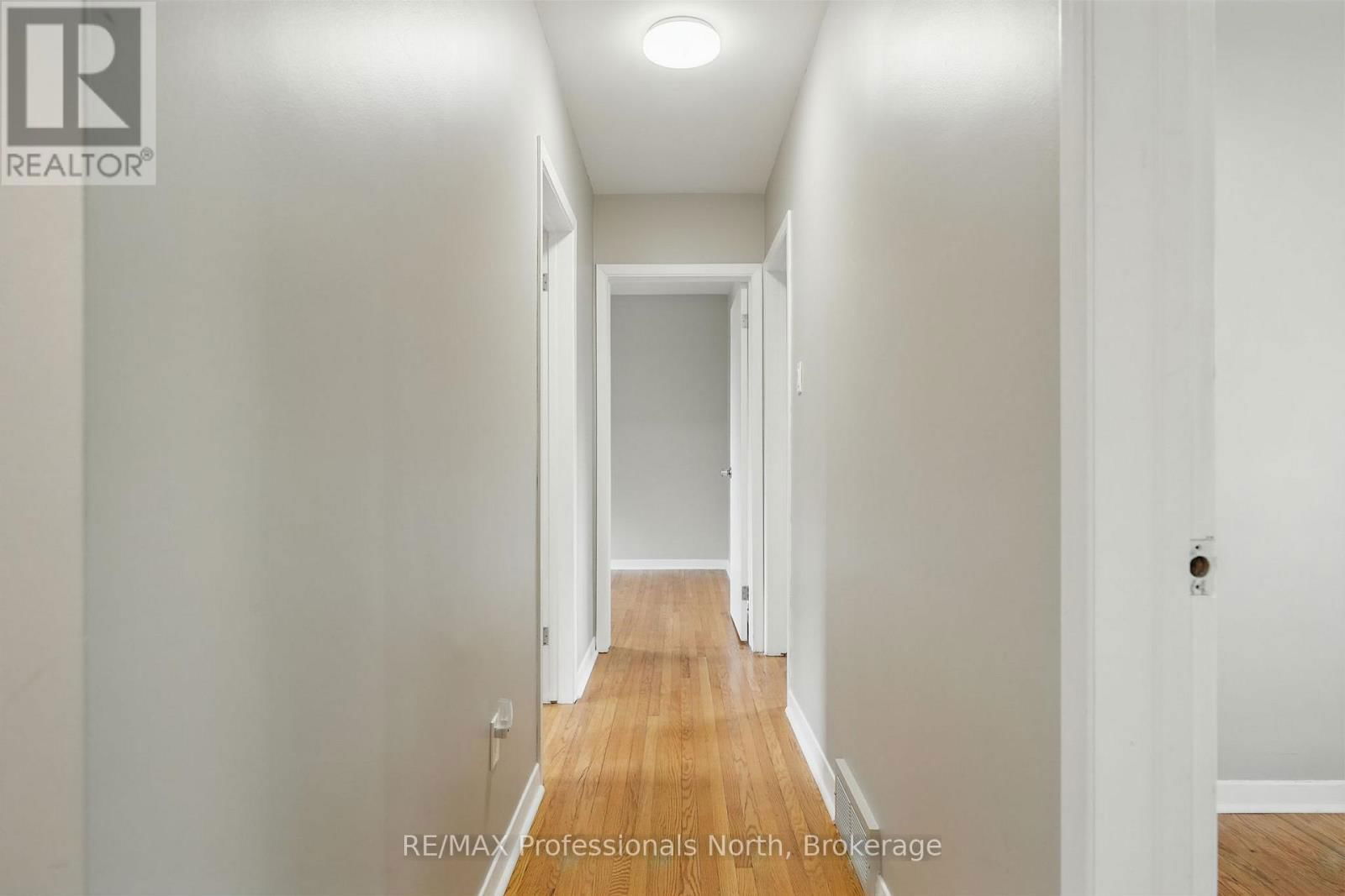 3 PLEASANT AVENUE Image 20