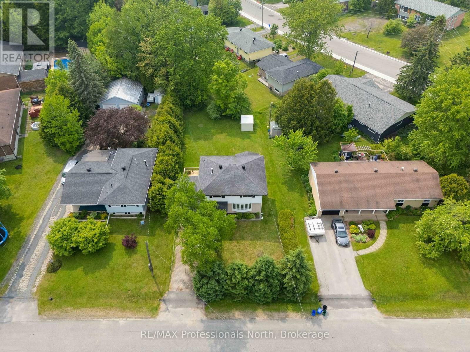 3 PLEASANT AVENUE Image 4