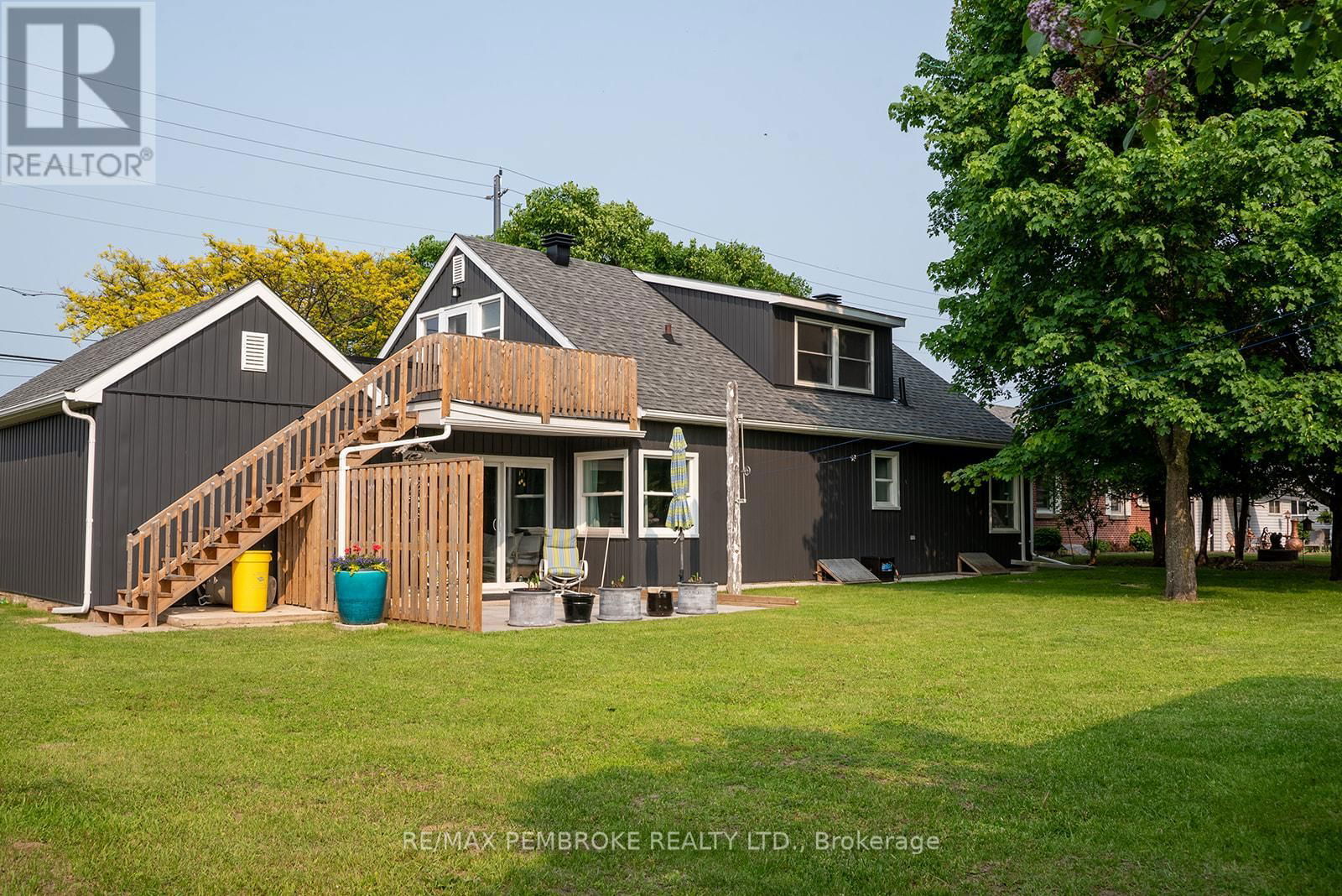 1206 PEMBROKE STREET EAST Image 7