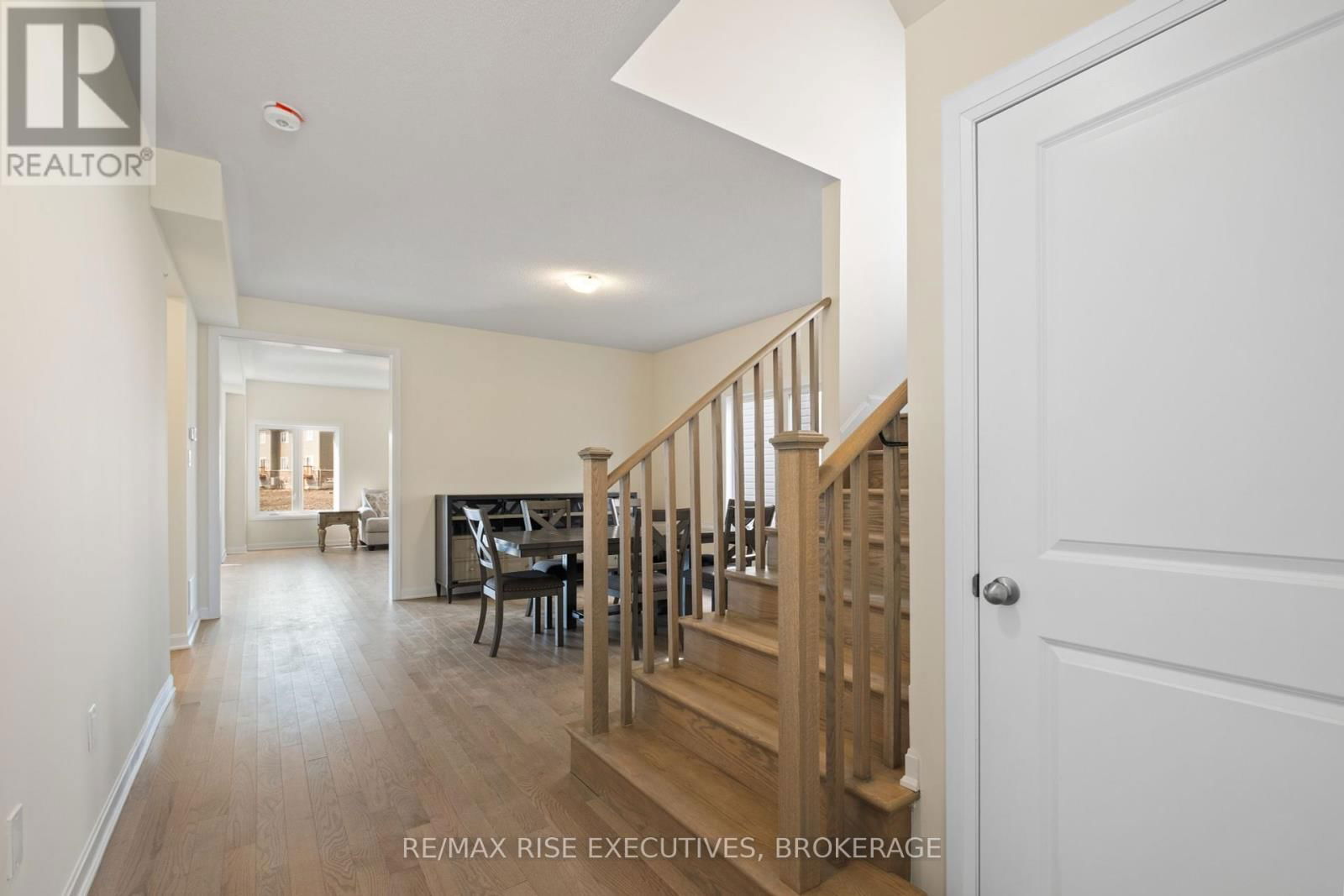 117 WINDERMERE BOULEVARD Image 12