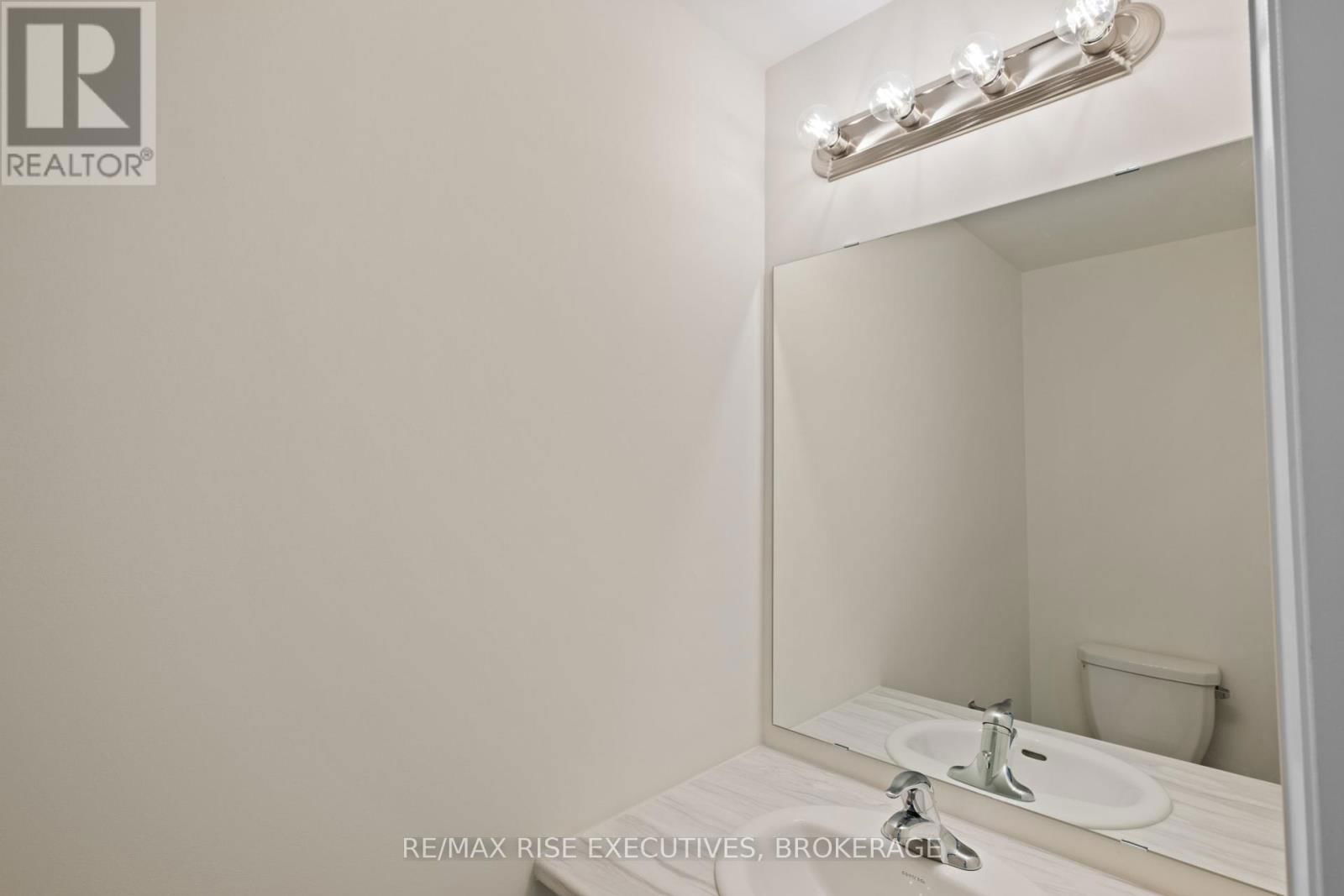 117 WINDERMERE BOULEVARD Image 15