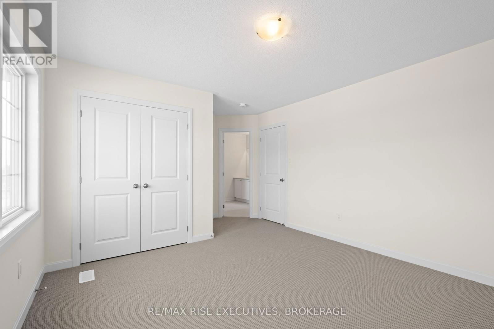 117 WINDERMERE BOULEVARD Image 25