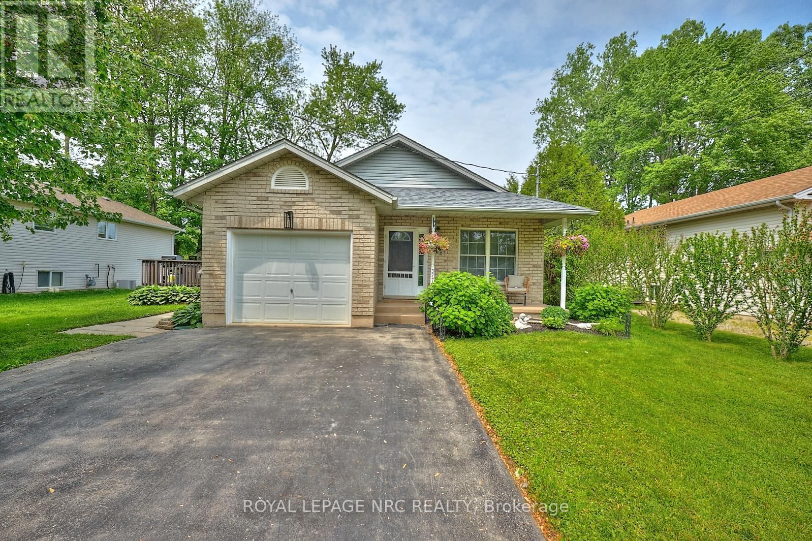 3270 POPLAR AVENUE Image 2