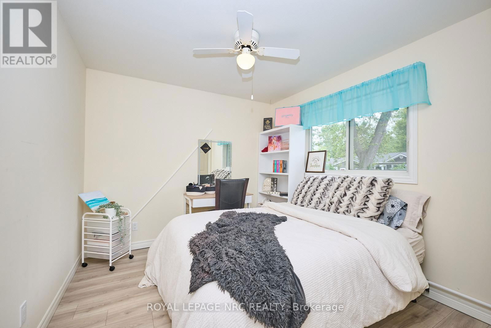 3270 POPLAR AVENUE Image 32
