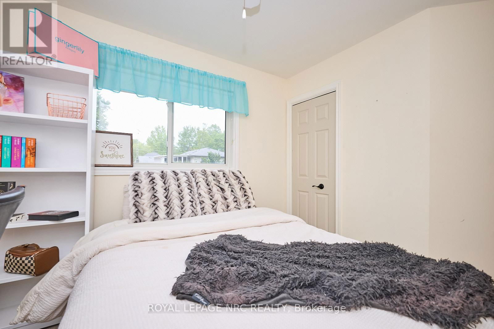3270 POPLAR AVENUE Image 33