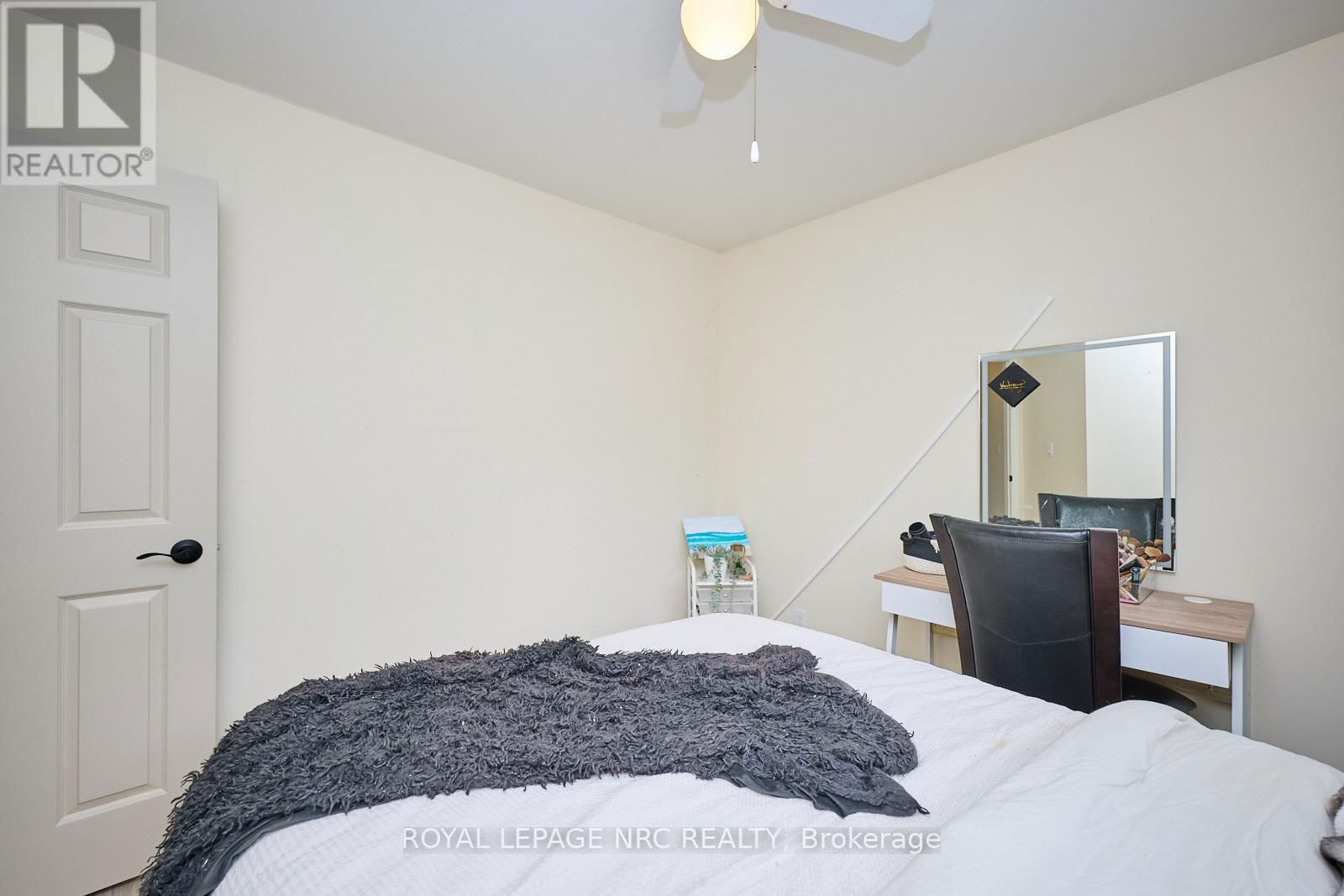 3270 POPLAR AVENUE Image 34