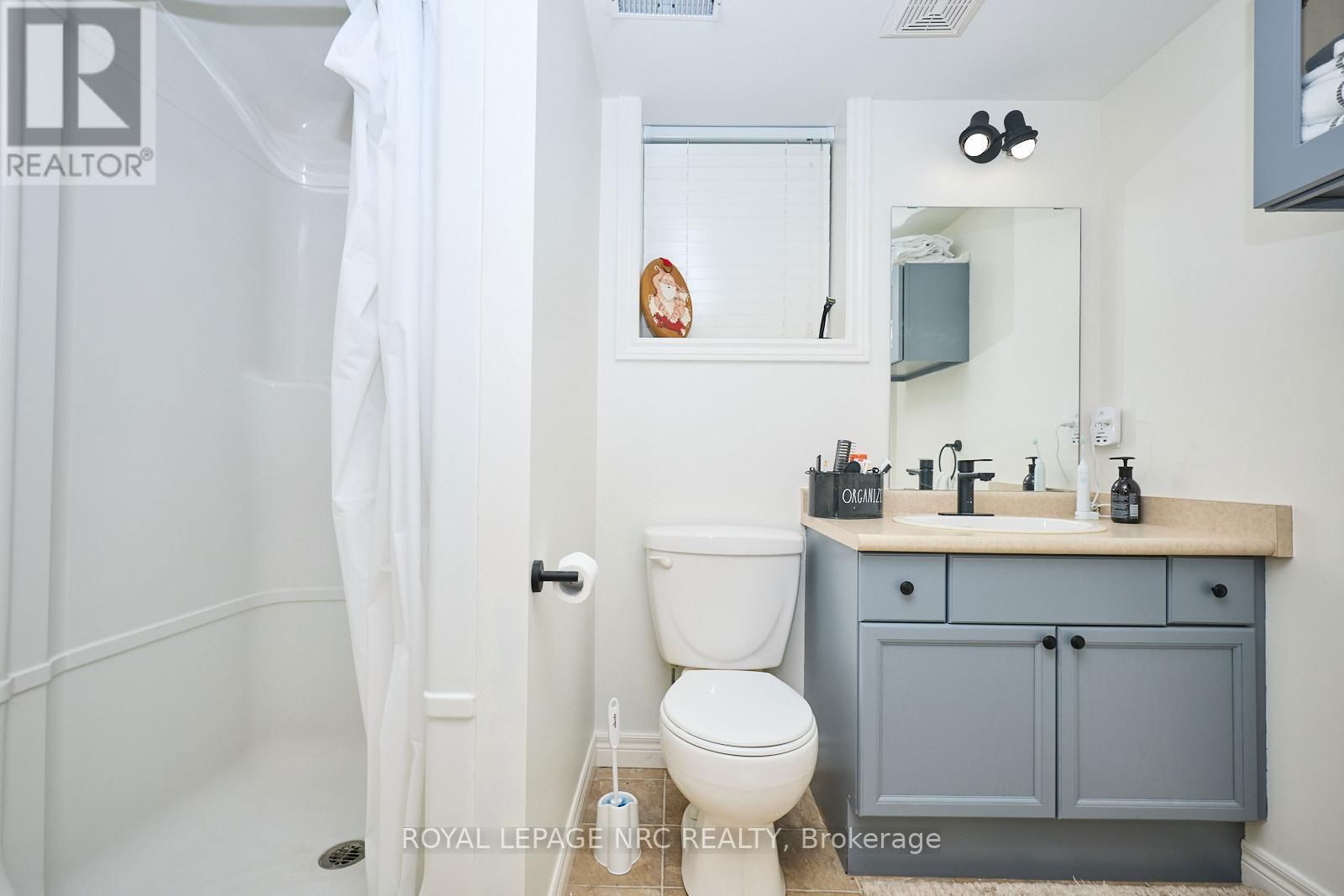 3270 POPLAR AVENUE Image 42
