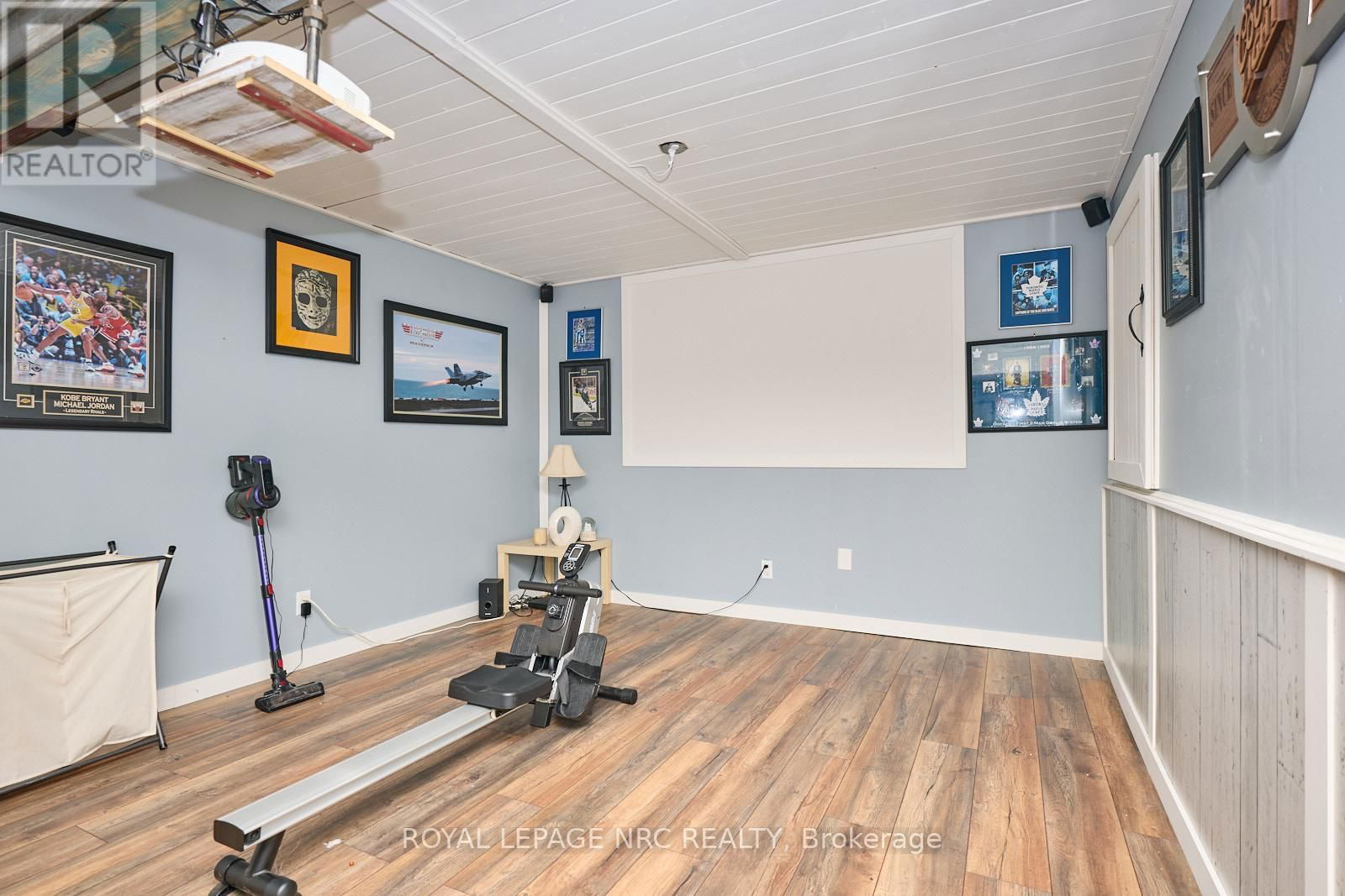 3270 POPLAR AVENUE Image 47