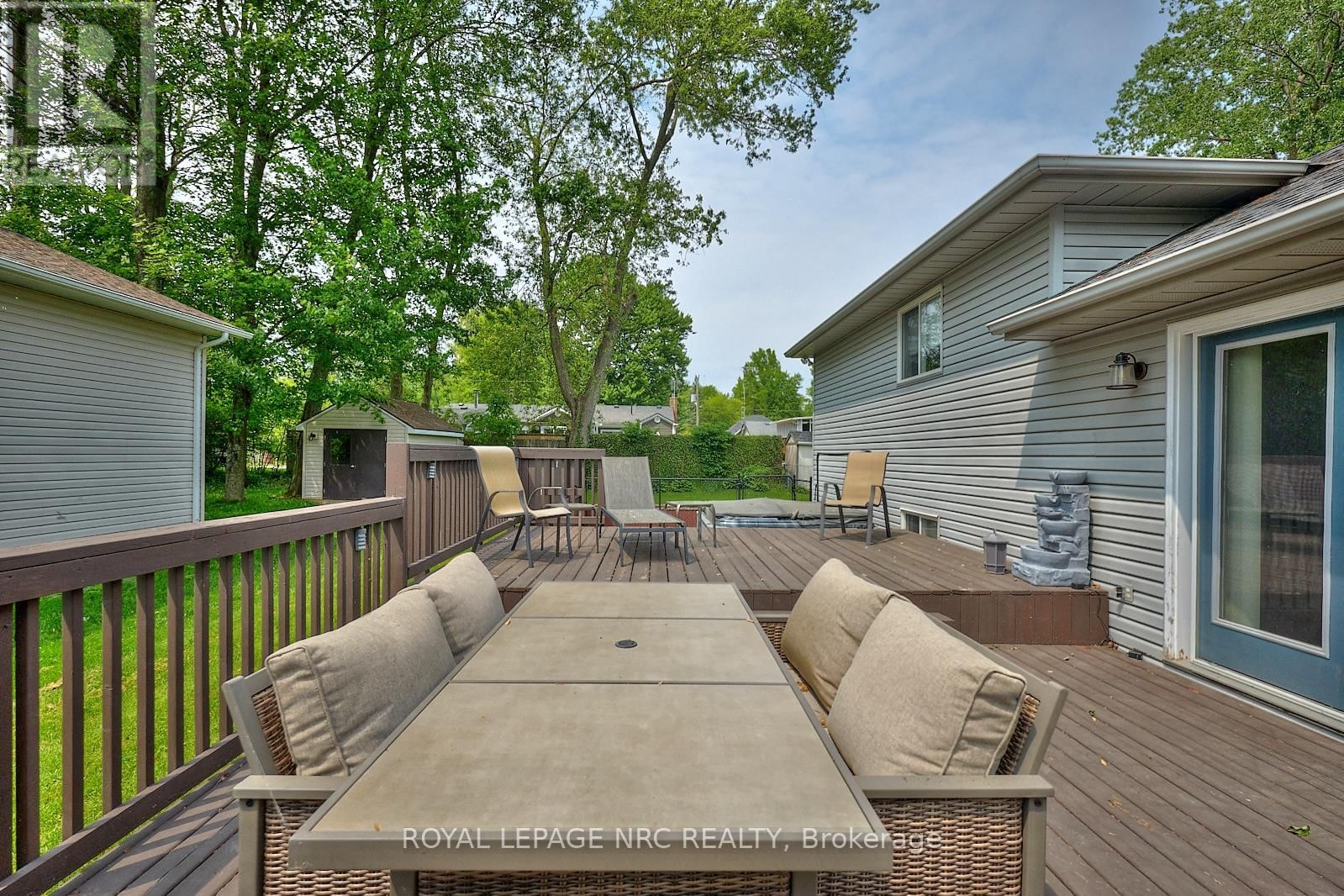 3270 POPLAR AVENUE Image 6