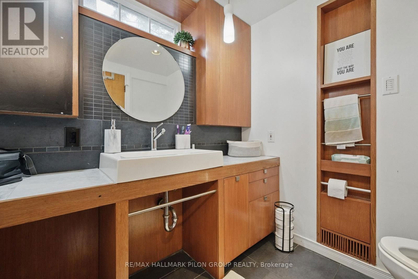 63 CROWNHILL STREET Image 14