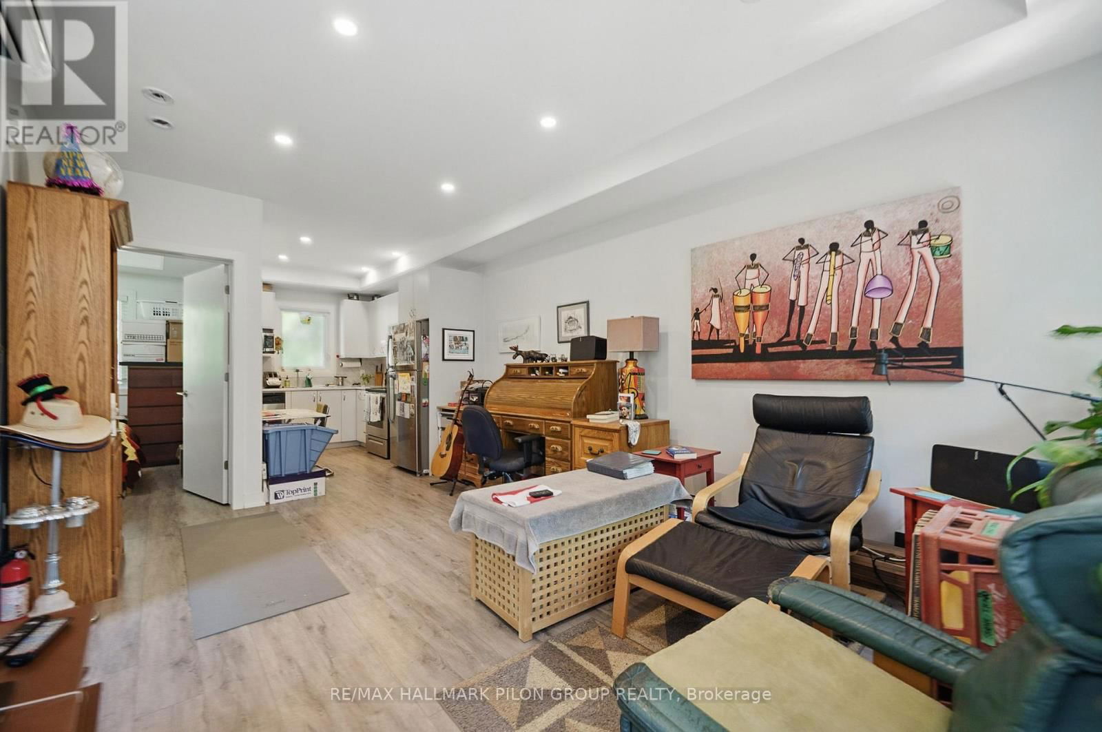 63 CROWNHILL STREET Image 18