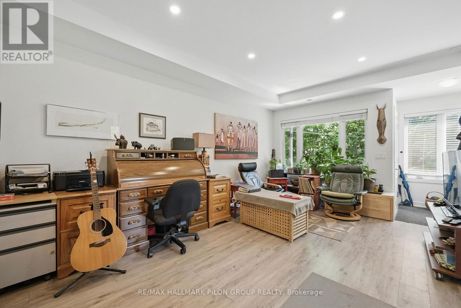 63 CROWNHILL STREET Image 20