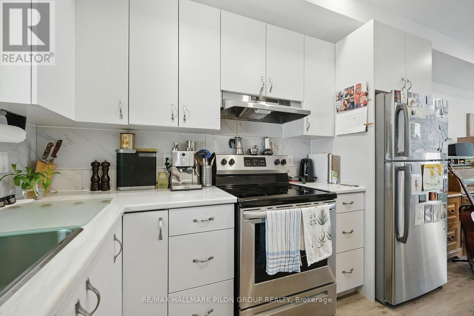 63 CROWNHILL STREET Image 22