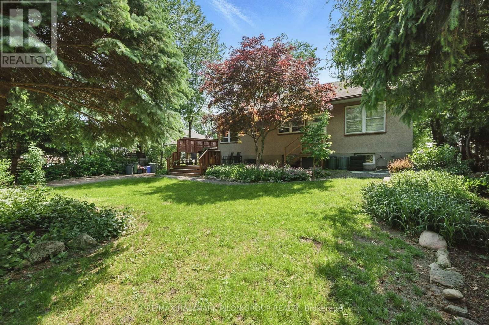 63 CROWNHILL STREET Image 29