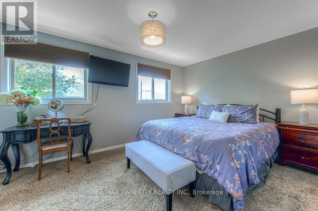 58 BRADBURY CRESCENT Image 10