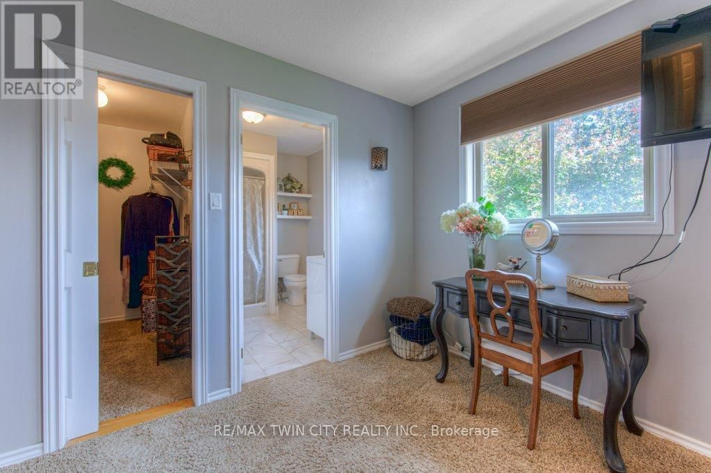 58 BRADBURY CRESCENT Image 11