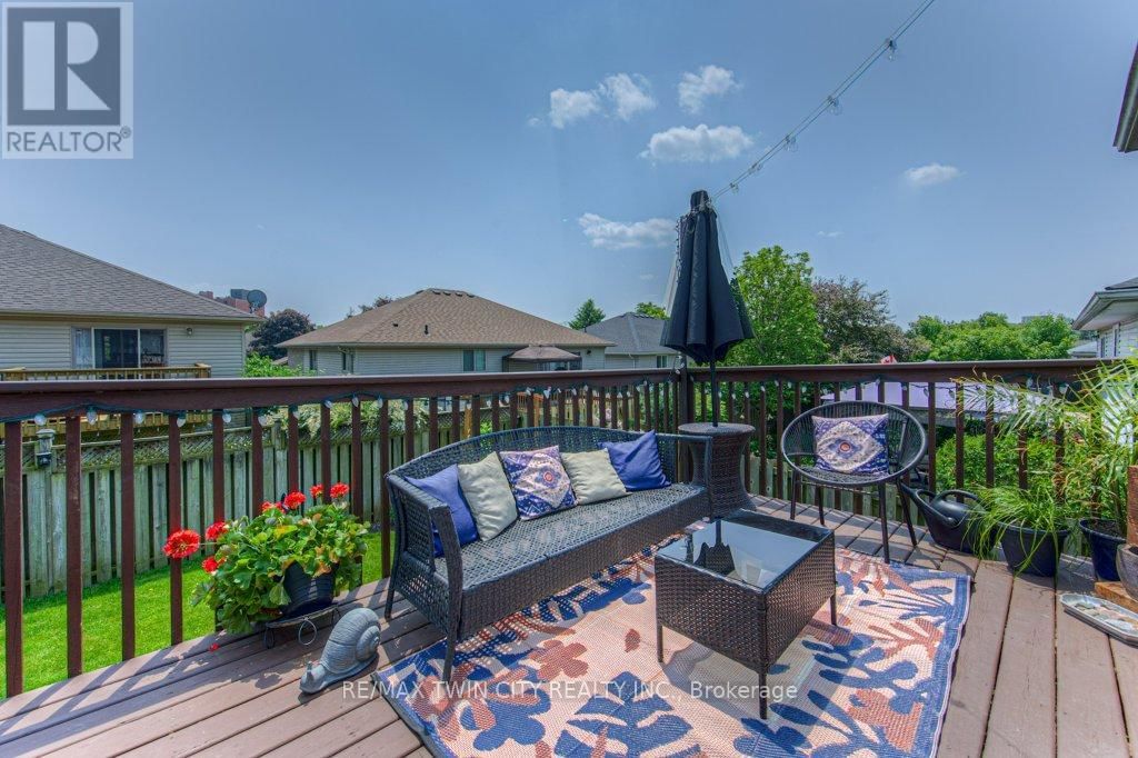 58 BRADBURY CRESCENT Image 23