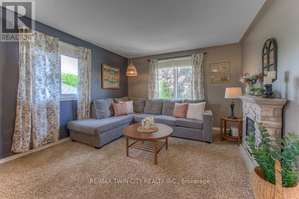 58 BRADBURY CRESCENT Image 5