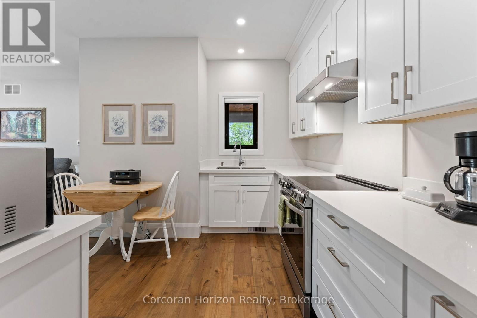 11 COCKSHUTT ROAD Image 32