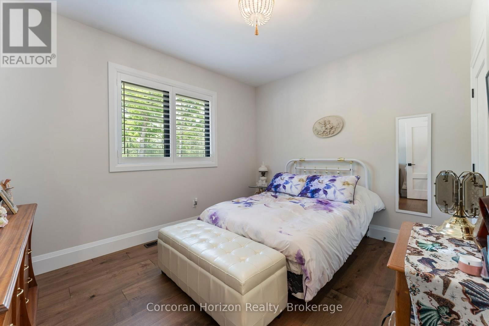 11 COCKSHUTT ROAD Image 35