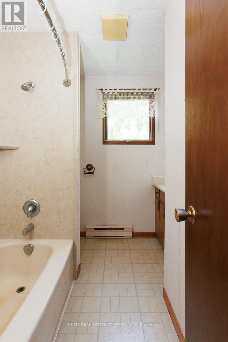 37364 LONDESBORO ROAD Image 31