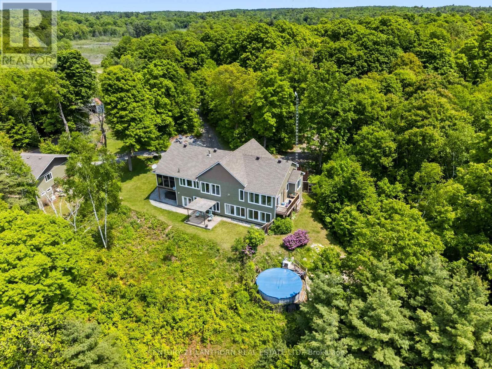 32 FOREST BREEZE LANE Image 6