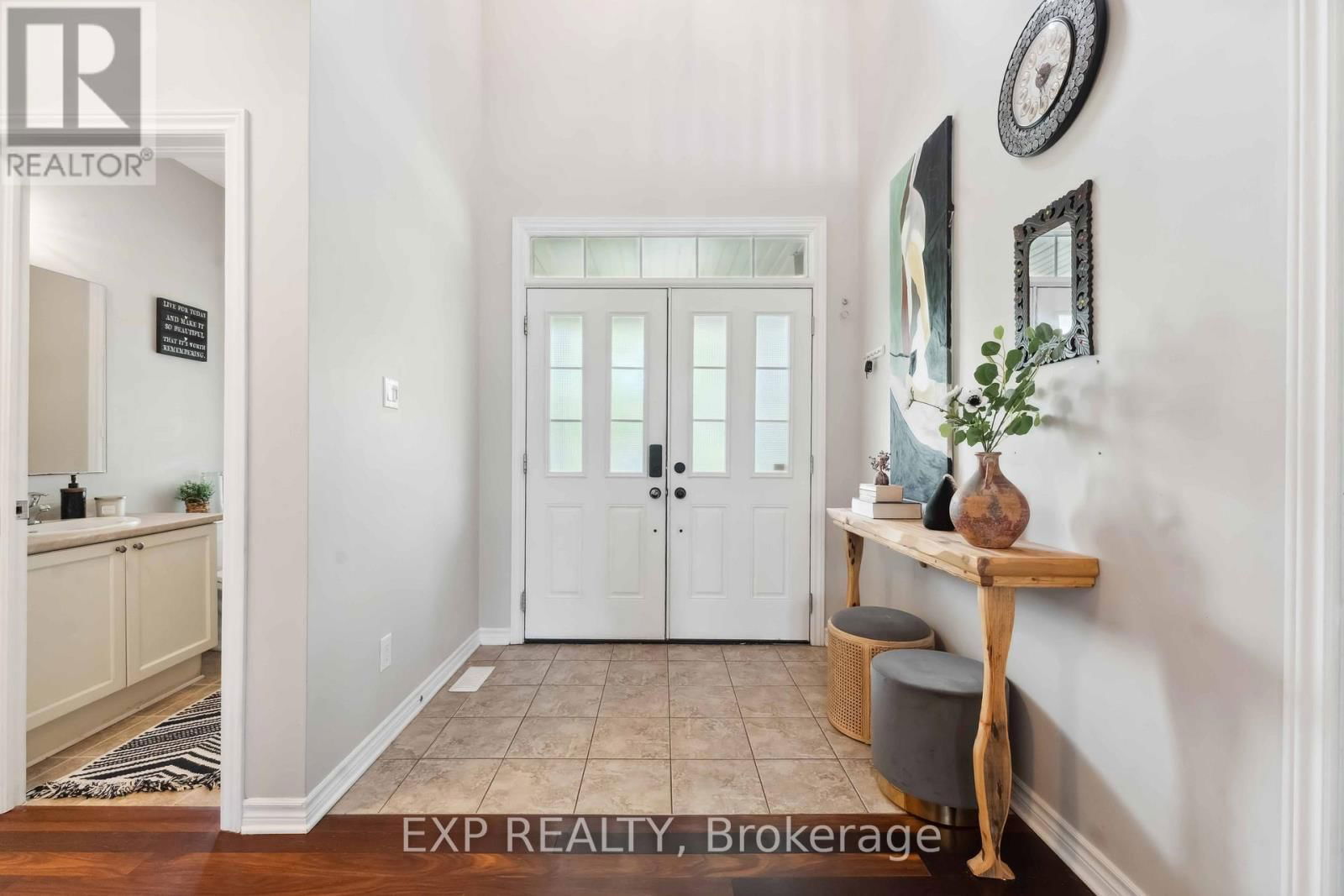 6925 MARY ANNE DRIVE Image 2