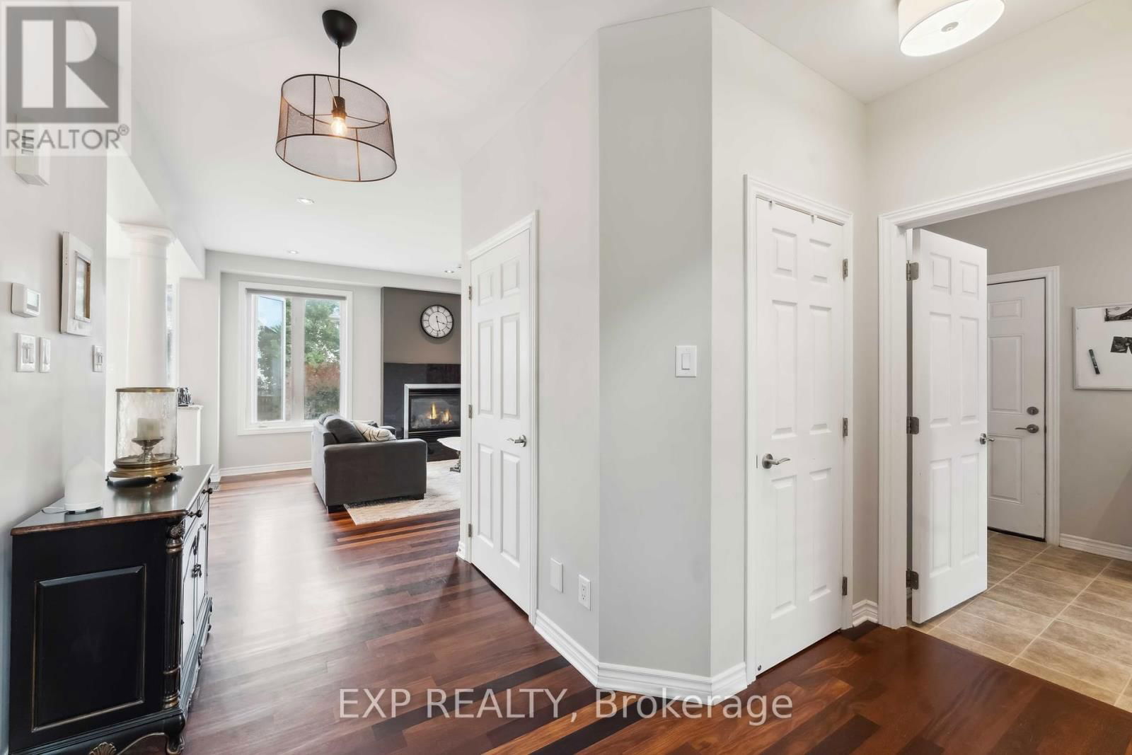 6925 MARY ANNE DRIVE Image 3